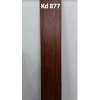 Lantai Kayu Parket Material Atau Terpasang Untuk Ruang Tamu Merk Kendo Tipe KD 877 Ukuran P 120 Cm x L 20 Cm x T 8 Mm 