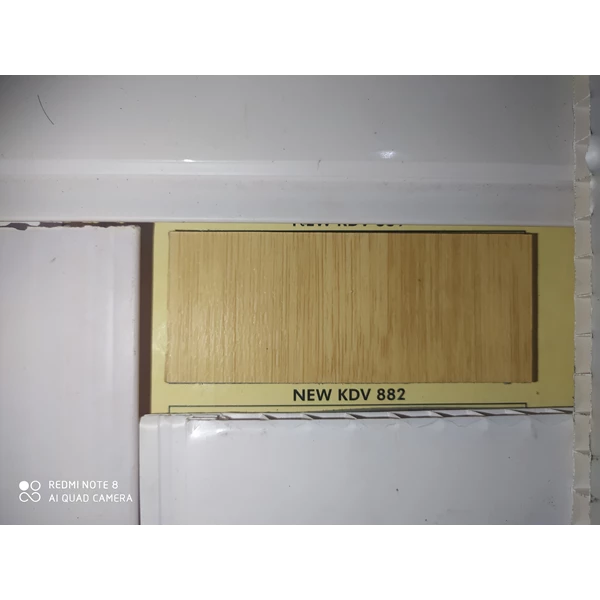 Lantai Vinyl Motif Kayu Untuk Interior Kantor Ruang Tamu Kamar Merk Kendo Tipe KDV 882